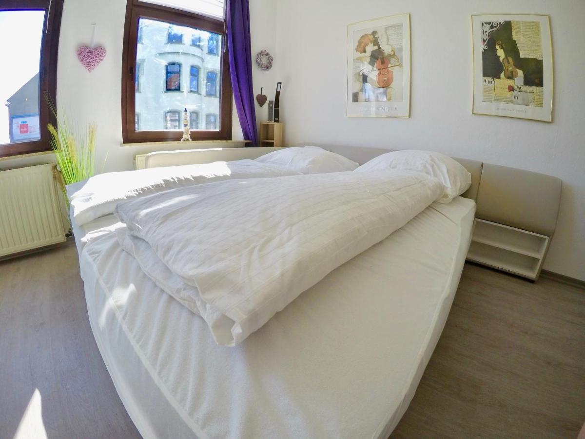 Küstenapartment mit großem Wohnzimmer Wilhelmshaven Exterior foto