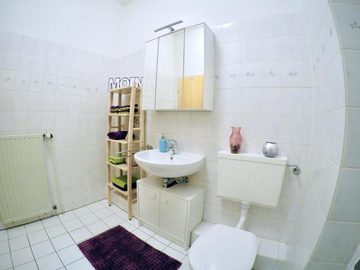 Küstenapartment mit großem Wohnzimmer Wilhelmshaven Exterior foto